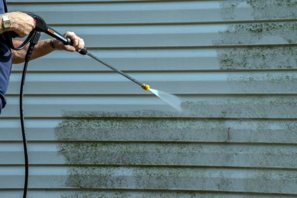 Why Choose Our Certified Pressure Washing Experts for Your Project Needs in Baraga, MI?
